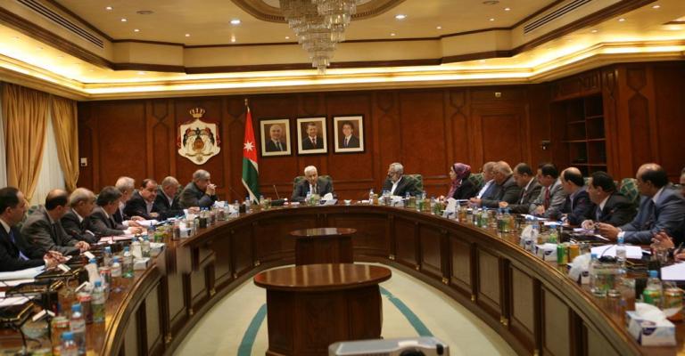 مجلس الوزراء: مشروع قانون لتنظيم التعامل بالبورصات الأجنبية