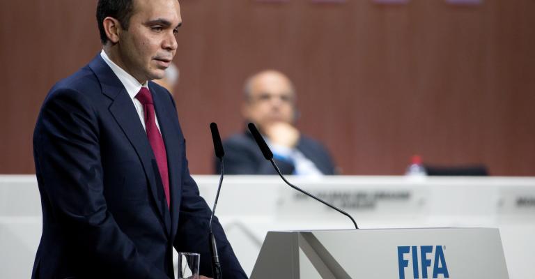 الديوان الملكي يستهجن محاولات الإساءة لحملة الأمير علي لانتخابات الفيفا الديوان الملكي يستهجن محاولات الإساءة لحملة الأمير علي لانتخابات الفيفا