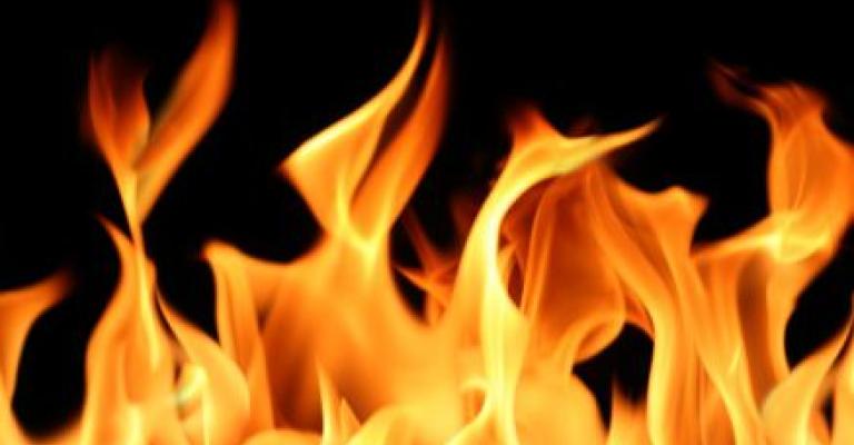 حريق محل تصليح صوبات في عمّان