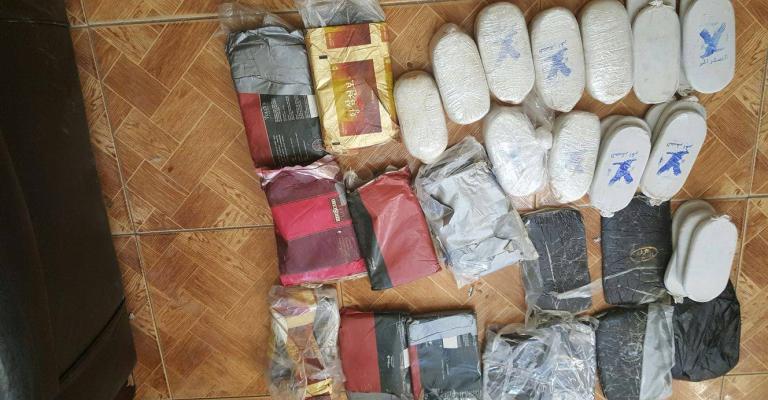 ضبط 6 بتهمة اتجار بالمخدرات ضبط 6 بتهمة اتجار بالمخدرات