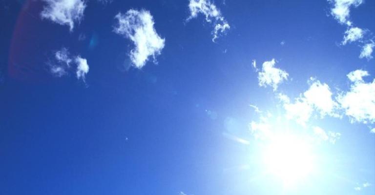 ارتفاع درجات الحرارة نهاراً وبرودة ليلاً