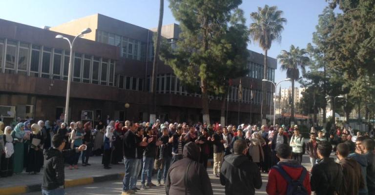 اعتصام "الأردنية".. بين الحوار والفض