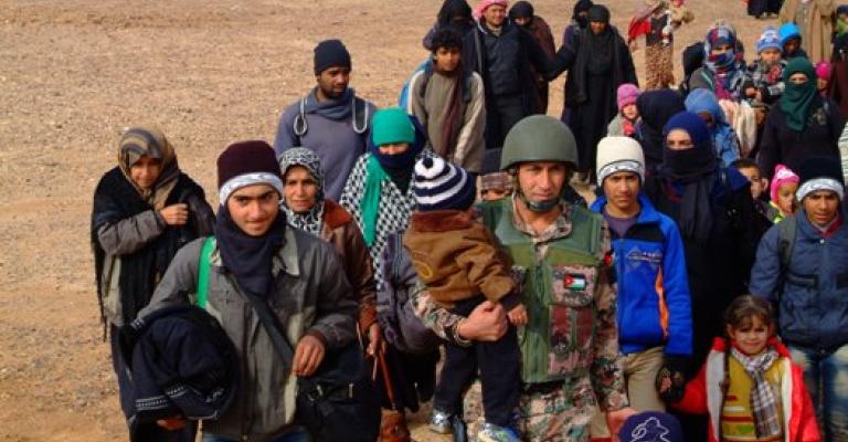 دخول 105 لاجئين سوريين للأردن