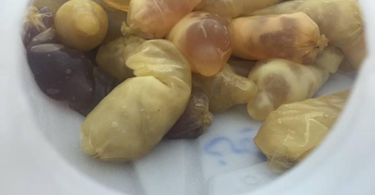 القبض على 5 مشتبه بهم بقضية مخدرات