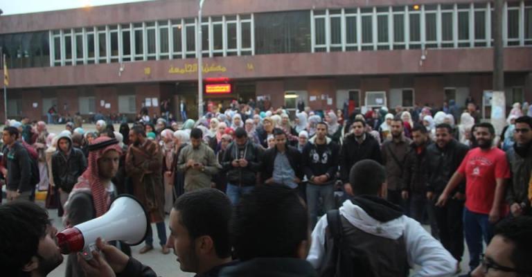 عودة الاعتصام المفتوح.. والجامعة تنكر وجود اتفاق في الأصل