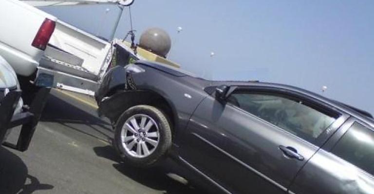 رفع حوالي 115 مركبة مخالفة في عمان