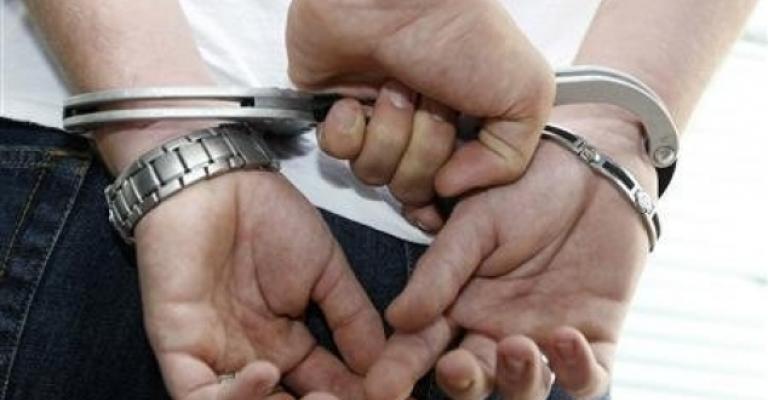 القبض على مشتبه بقتله أربعينيّ في عجلون