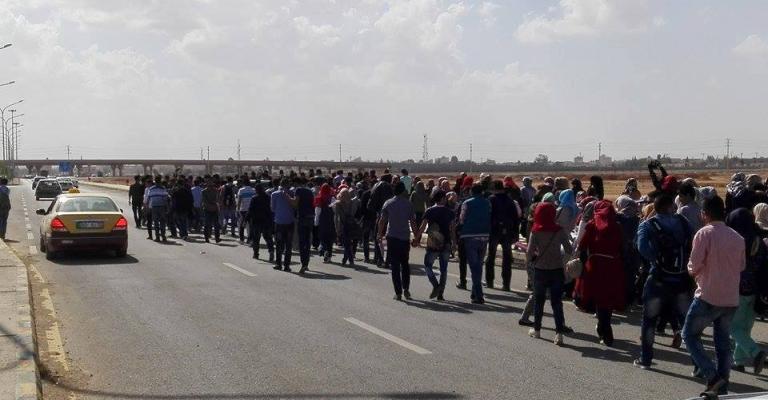 "النقل البري": حل مشكلة المواصلات في "آل البيت" قبل نهاية الشهر