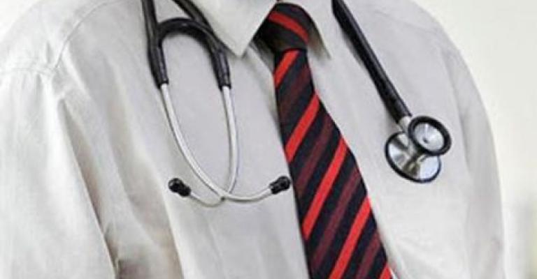 عيادة طبية متنقلة لخدمة القرى النائية بالأغوار عيادة طبية متنقلة لخدمة القرى النائية بالأغوار