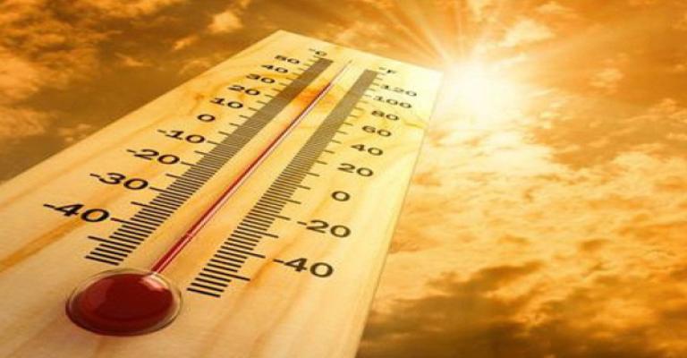 طقس جاف وحار نسبيا