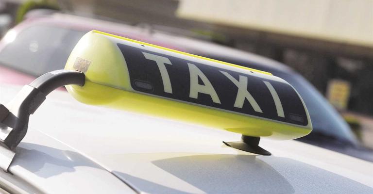 الأمانة: توسعة تجربة تكسي "توصيلة"