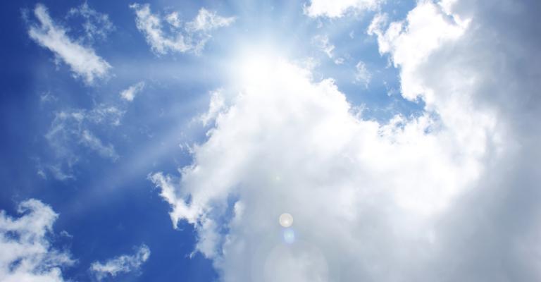 أجواء صيفية والحرارة ضمن معدلاتها السنوية