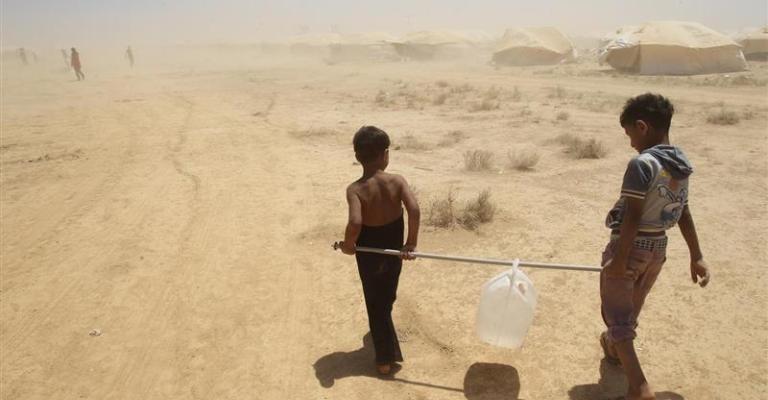 الأردن يوافق على زيادة مياه الشرب في "الرقبان" ويطلب تفاصيل حوالات مالية وصلت للاجئين