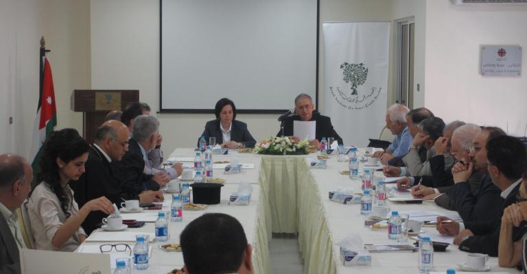 الأب عكشة يتحدث حول تجربة الفاتيكان في الحوار الأب عكشة يتحدث حول تجربة الفاتيكان في الحوار