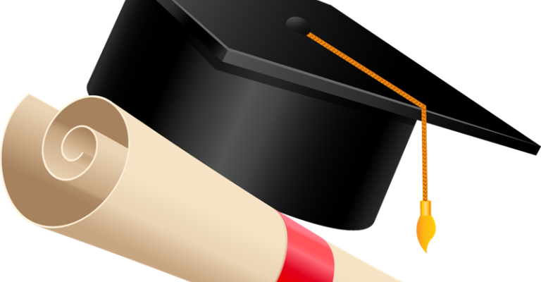 تخرج أول لاجئ سوري من جامعة آل البيت تخرج أول لاجئ سوري من جامعة آل البيت