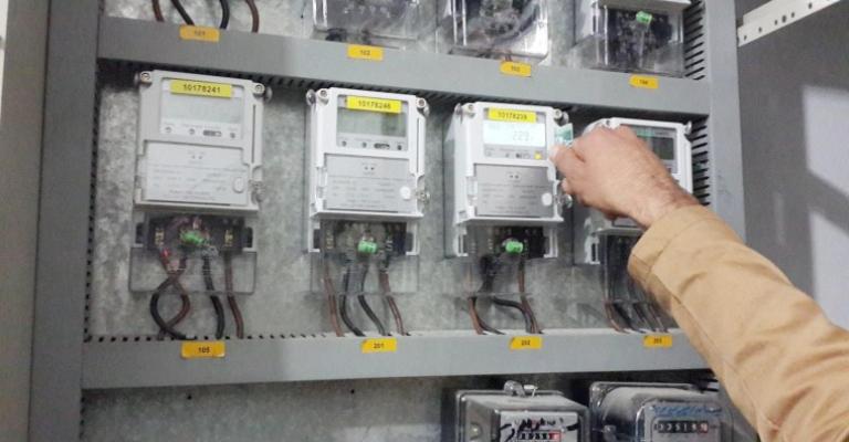 736 حالة استجرار غير مشروع للكهرباء الشهر الماضي