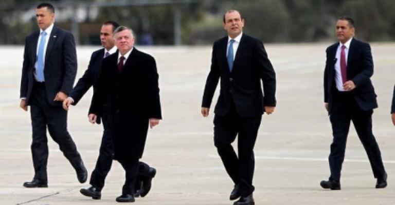 الملك يغادر إلى المغرب وبعدها اسكتنلندا