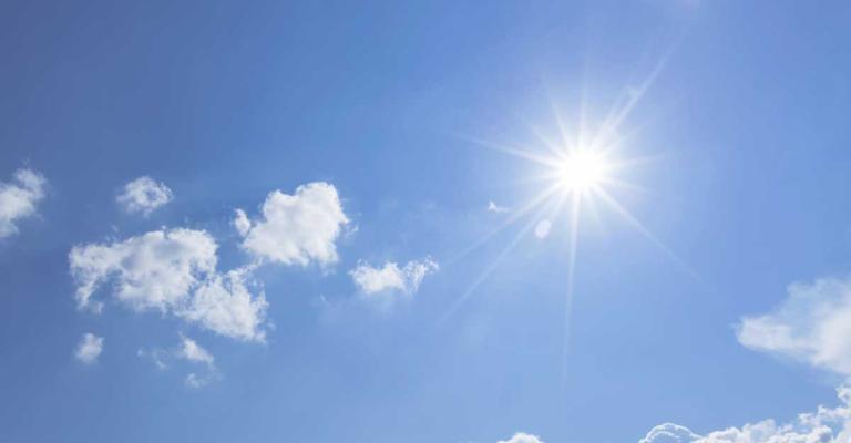 أجواء صيفية والعظمى في عمان 31 درجة