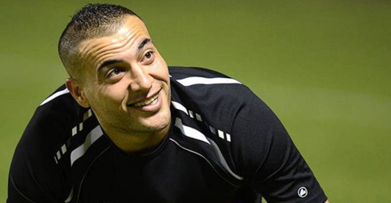 عامر شفيع يعود عن قرار الاعتزال – تقرير صوتي