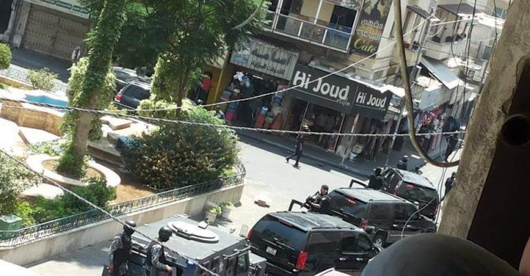 محافظ إربد لـ"عمّان نت": التواجد الأمني في وسط البلد لملاحقة مطلوبين