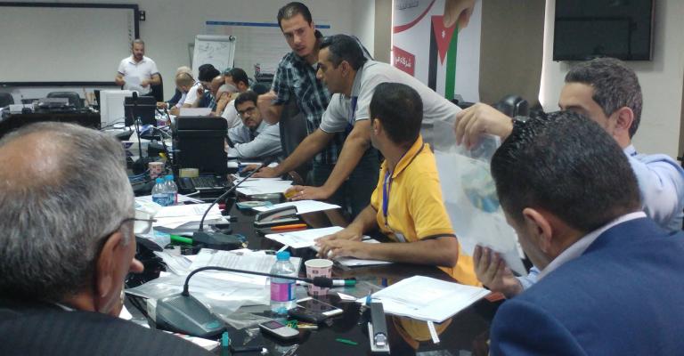 القوائم الانتخابية... صعوبات أثقلها على المرأة القوائم الانتخابية... صعوبات أثقلها على المرأة