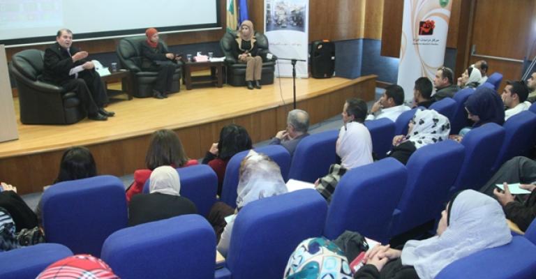 مناظرة انتخابية لراديو البلد بين عدد من مرشحي قوائم الأولى في اربد