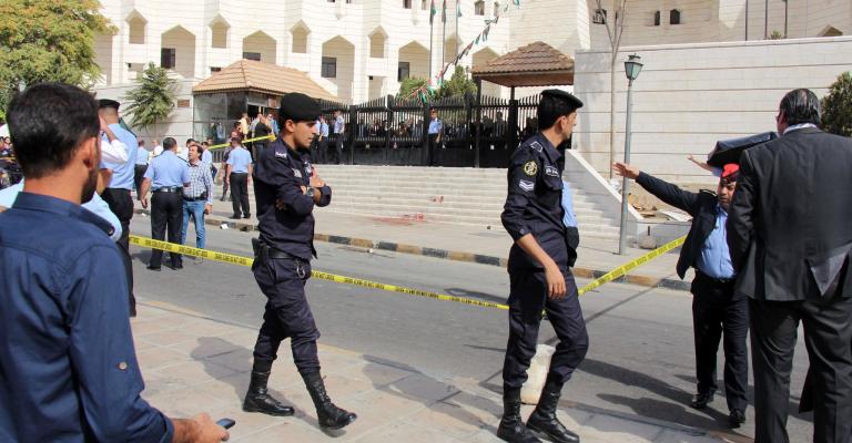 خمس رصاصات على باب قصر العدل