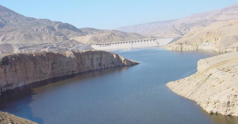 بحث إنشاء حفائر مائية تتسع لـ 150 ألف متر مكعب في البادية