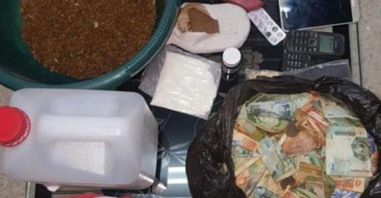 القبض على 90 متهماً بقضايا مخدرات