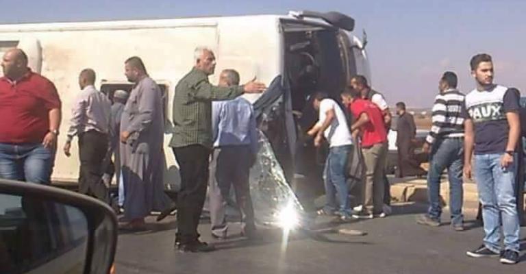 وفاة ( 6) أشخاص وإصابة (37) آخرين بتدهور حافلة ركاب في اربد‎