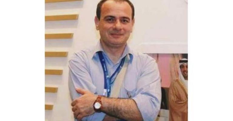 الإمارات تنهي التحقيق مع تيسير النجار