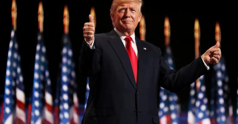 حول فوز رجل البيت الأبيض الخامس والأربعين حول فوز رجل البيت الأبيض الخامس والأربعين