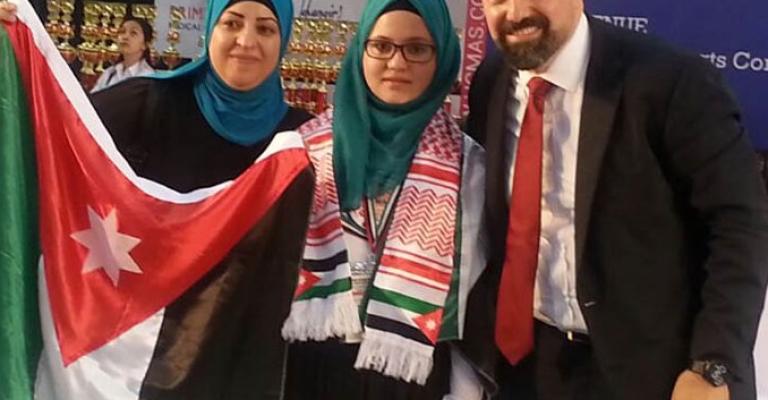 الأردنية سلاف عبدالنبي تفوز ببطولة المسابقة العالمية للحساب الذهني الأردنية سلاف عبدالنبي تفوز ببطولة المسابقة العالمية للحساب الذهني