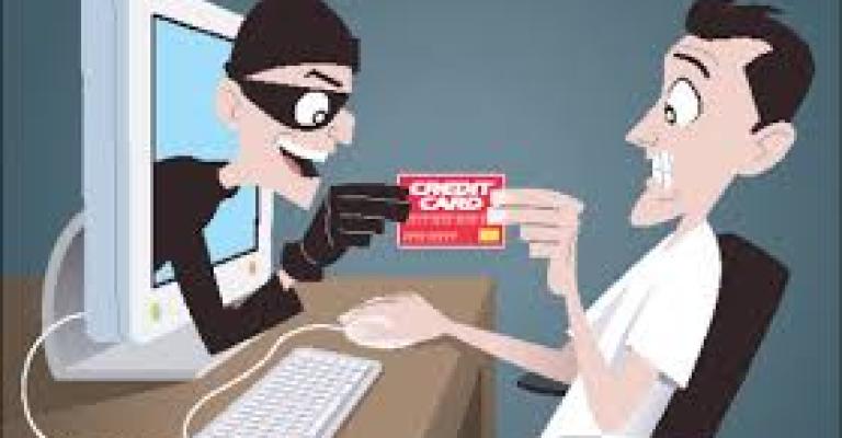 التحذير من التعامل مع الاعلانات التي تعرض عاملات المنازل