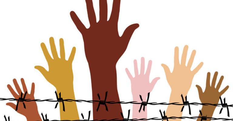 مركز الفنيق: الفجوة تتسع بين الخطاب الرسمي وقضايا حقوق الإنسان