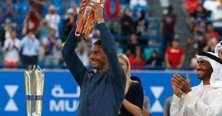 نادال يحرز رابع ألقابه في دورة أبو ظبي الاستعراضية نادال يحرز رابع ألقابه في دورة أبو ظبي الاستعراضية