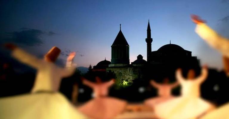 حــوار الأديـان من منظور نظريّة التجليّات الصوفيّة