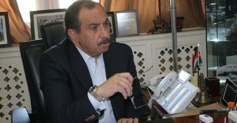 اللوزي:22 ألف سيارة خصوصية تعمل مقابل أجر