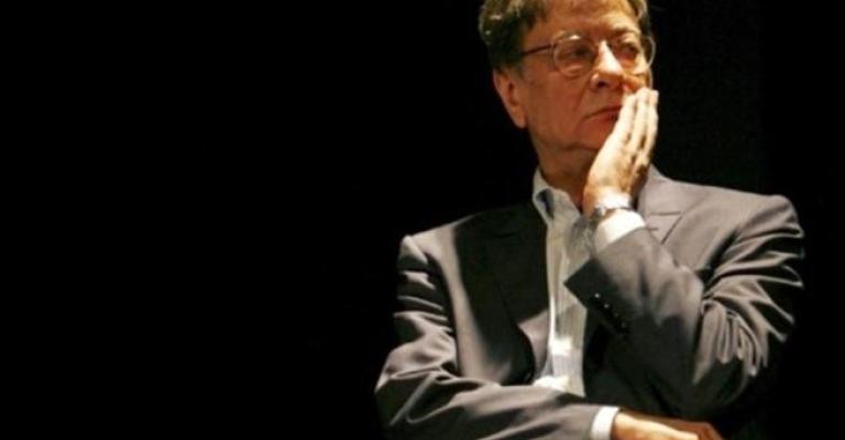 بروكسل تكرم الشاعر الفلسطيني محمود درويش