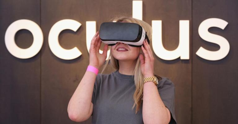 تغريم فيسبوك 500 مليون دولار بقضية سرقة