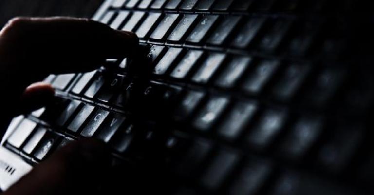 الاعتداء الالكتروني على الأطفال من يتحمل المسؤولية؟ الاعتداء الالكتروني على الأطفال من يتحمل المسؤولية؟