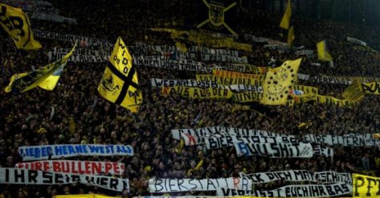 الاعتداء على مشجعي لايبزيغ في المانيا