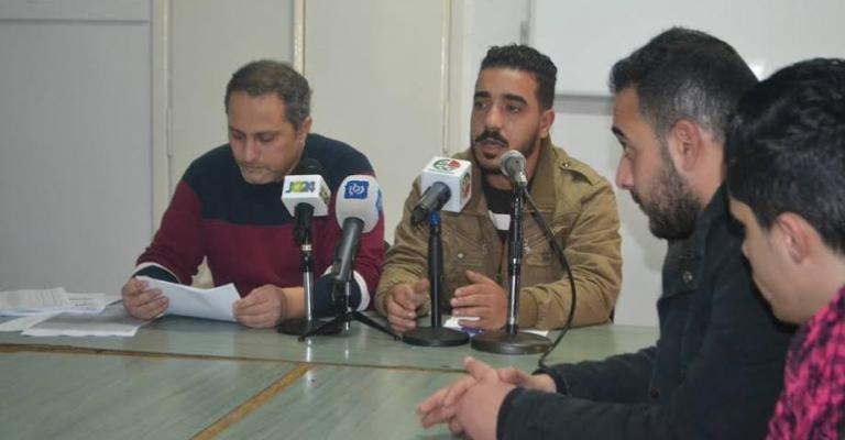 "ذبحتونا": خطوات تصعيدية ضد رفع رسوم "التطبيقية" "ذبحتونا": خطوات تصعيدية ضد رفع رسوم "التطبيقية"