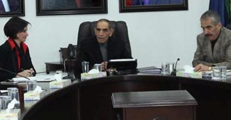 الزعبي: التوسع بإصدار البطاقات الذكية قبل انتخابات اللامركزية الزعبي: التوسع بإصدار البطاقات الذكية قبل انتخابات اللامركزية