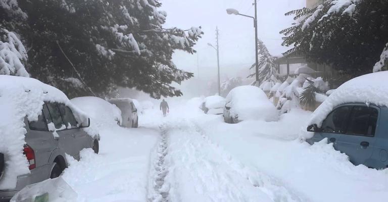 طوارئ متوسطة تحسبا لسقوط الثلوج طوارئ متوسطة تحسبا لسقوط الثلوج