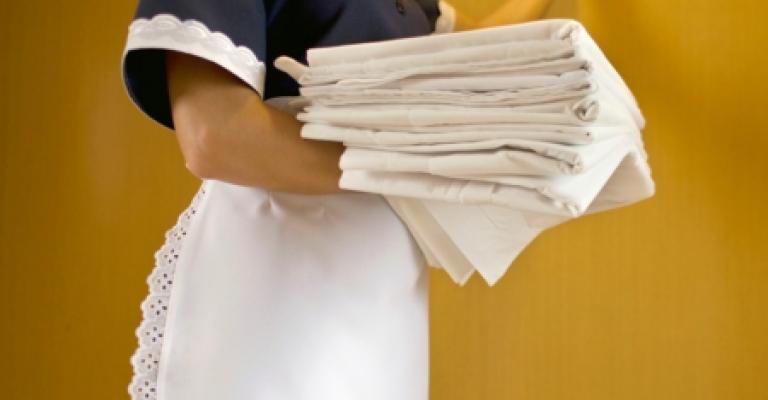 نقابة استقدام العاملين في المنازل تلوح بالتصعيد نقابة استقدام العاملين في المنازل تلوح بالتصعيد