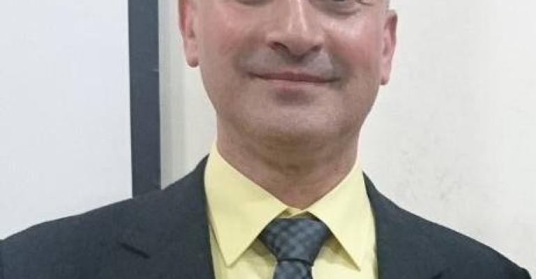 د.العزازي رئيسا لجمعية العظام د.العزازي رئيسا لجمعية العظام