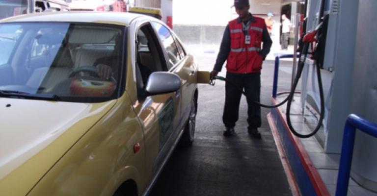 ترجيح تثبيت أسعار المحروقات‎