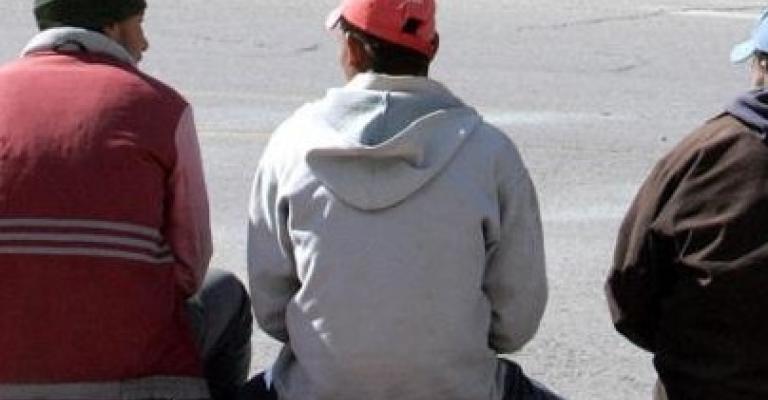 ضبط 150 عاملا وافدا مخالفا خلال الشهرين الماضيين ضبط 150 عاملا وافدا مخالفا خلال الشهرين الماضيين