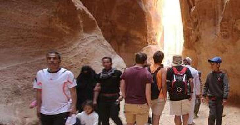 ارتفاع الدخل السياحي حتى نهاية شباط ارتفاع الدخل السياحي حتى نهاية شباط